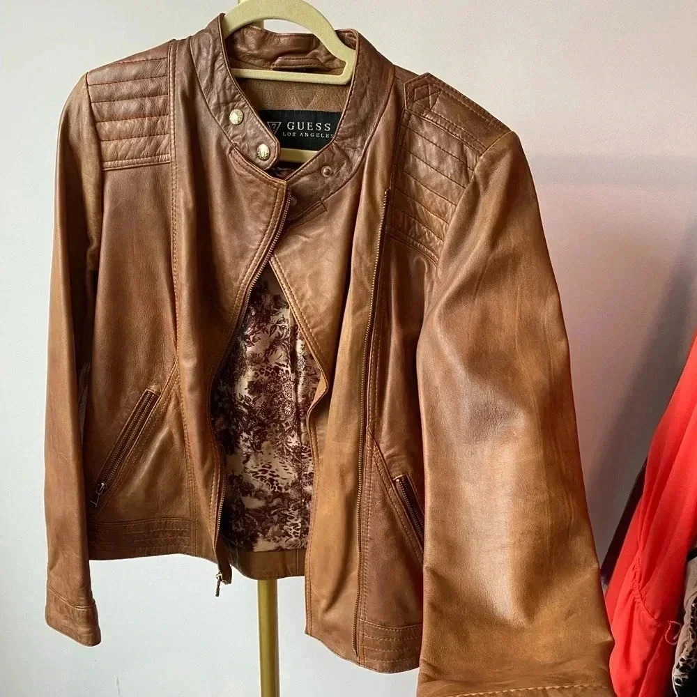 🤎🤎🤎Brown Leather Guess Jacket - Like New 🤎🤎🤎